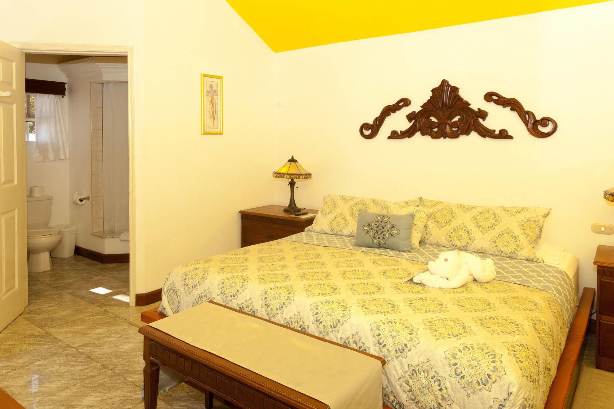 Villa Boscardi Ciudad de Belice Exterior foto
